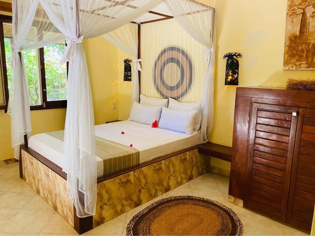 Le Jardin Exotique Hotel Antsiranana Ngoại thất bức ảnh