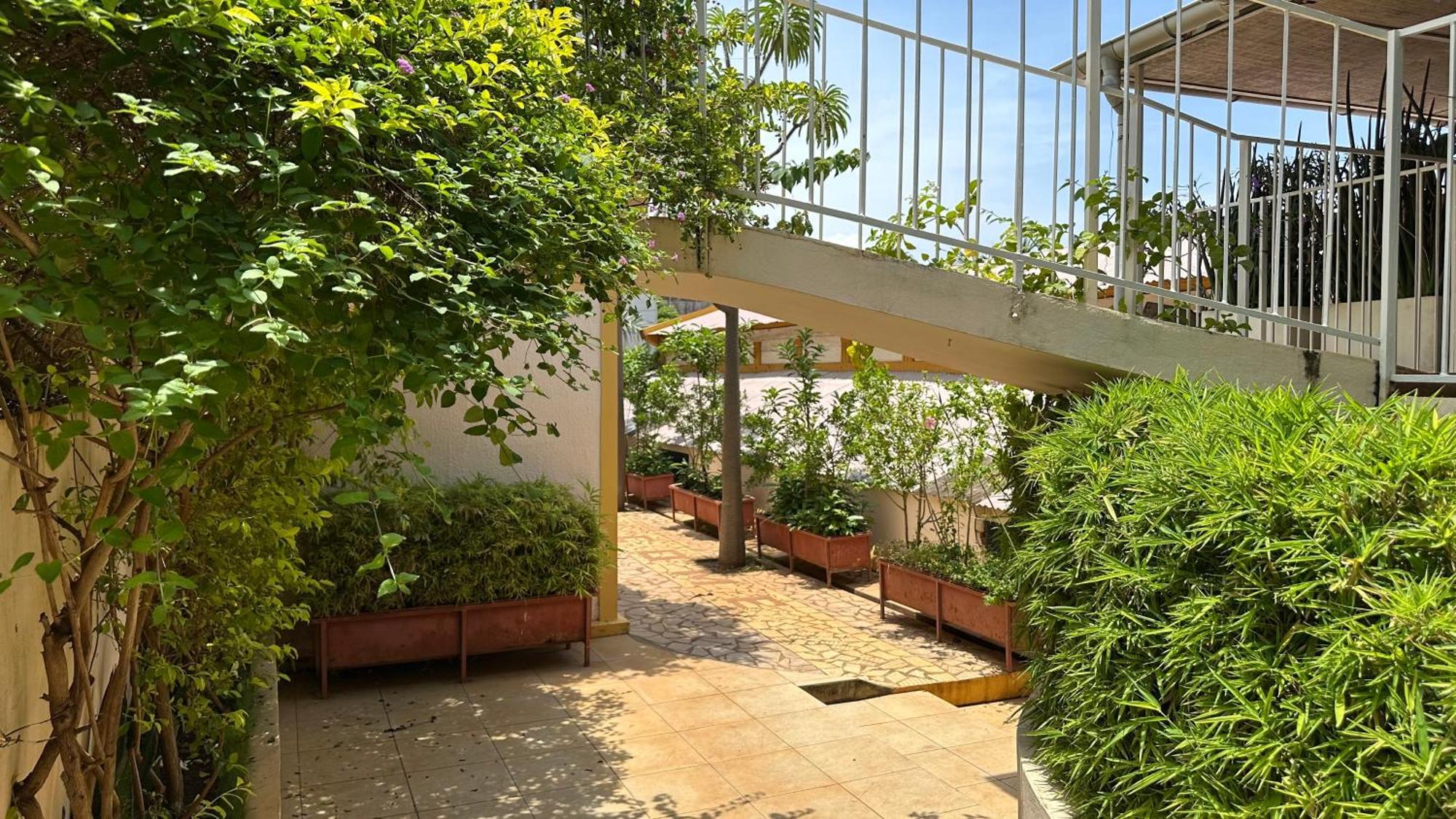 Le Jardin Exotique Hotel Antsiranana Ngoại thất bức ảnh